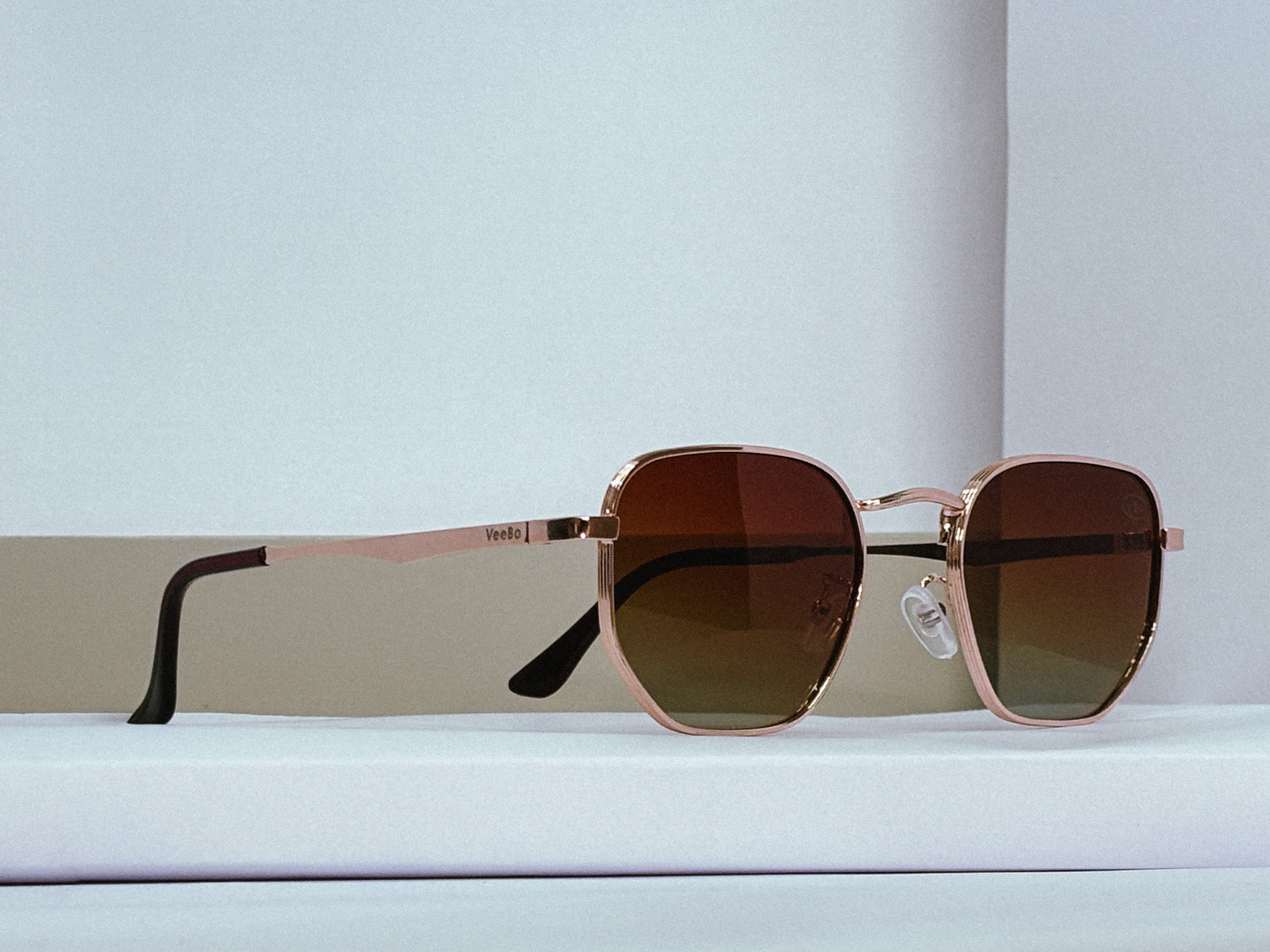 VeeBo Hexagonal Joia